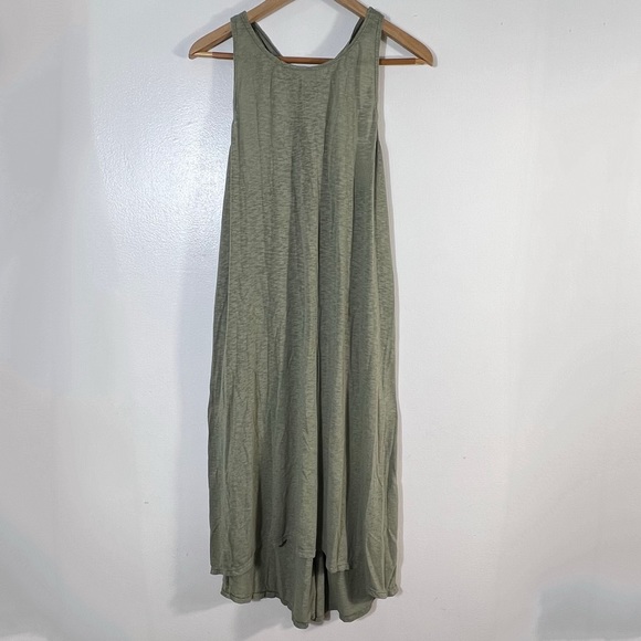 Alice + Olivia Dresses & Skirts - Alice + Olivia Air Lightweight Beach Summer Halter Long Maxi Dress M